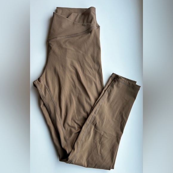 Amazon Leggings - Picture 1 of 4